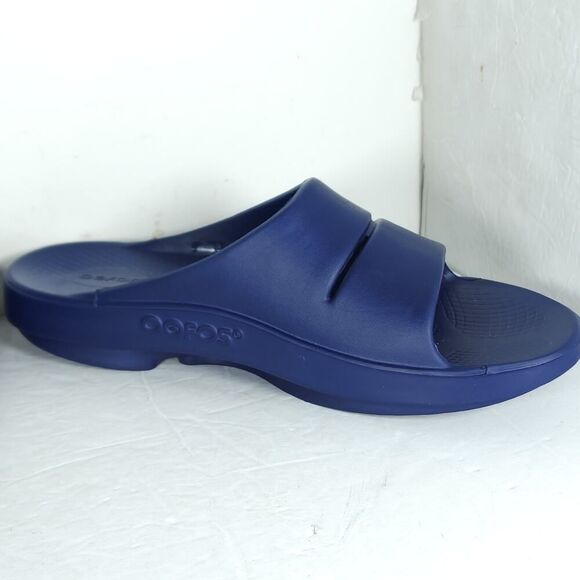 Oofos Men\'s OOahh US12 Navy Blue Beach Walking Recovery Slide Sandals NWT main image 4